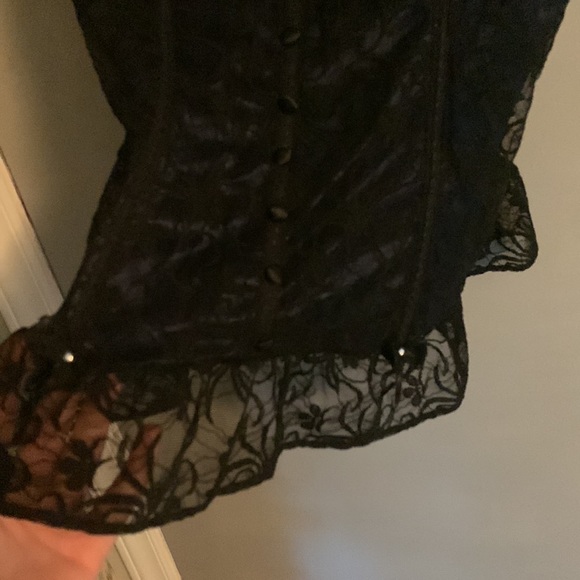 Rosalie Gothic Corset - Picture 3 of 14
